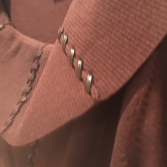 Top - Picture 3 of 7